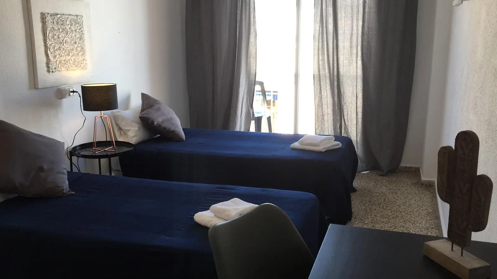 Hostal Tierramar El Arenal  Hostel